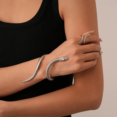 Asterly™ Serpentine Arm Cuff