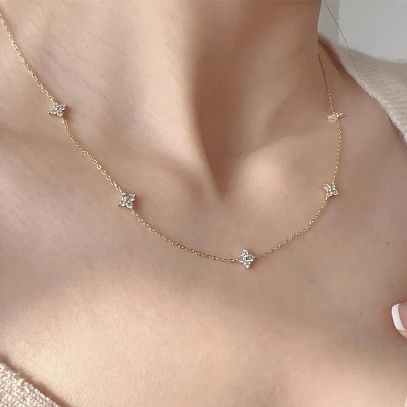 Asterly™ Petite Clover Luxe Necklace