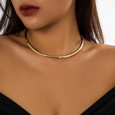 Asterly™ Sleek Curve Choker