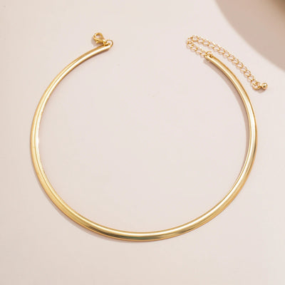 Asterly™ Sleek Curve Choker