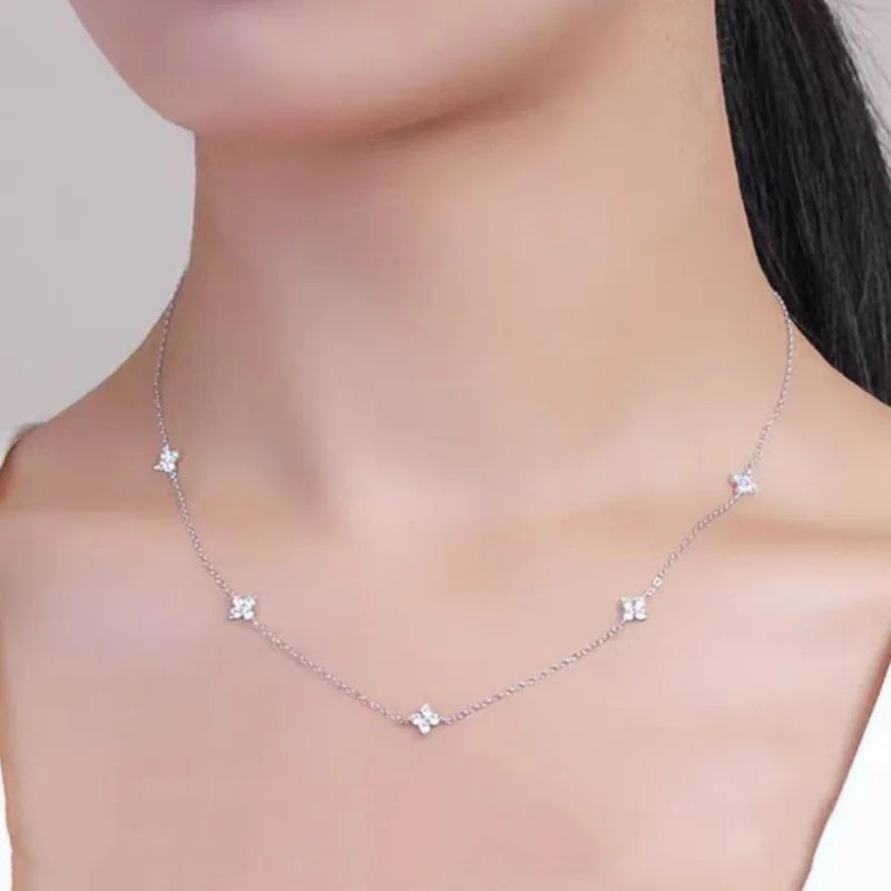 Asterly™ Petite Clover Luxe Necklace