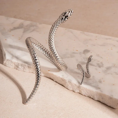 Asterly™ Serpentine Arm Cuff