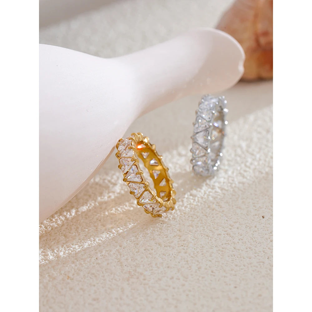 Asterly™ Princess Radiance Eternity Band